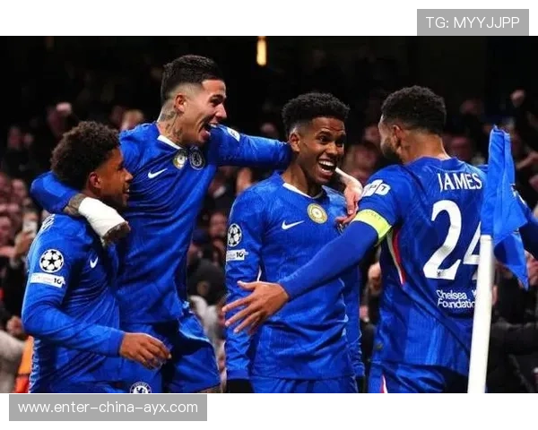 切尔西穆德里克外线横趟闪开空间：速度与战术在蓝军边路的极致演绎